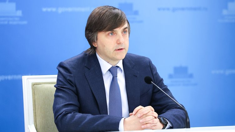 Брифинг Министра просвещения РФ Сергея Кравцова по итогам 2024/25 учебного года